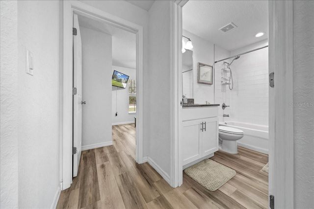 41 FISHER WAY RUN, Ocklawaha, FL 32179