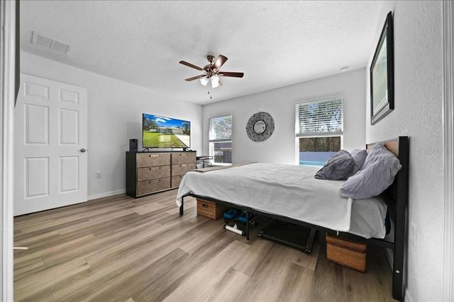 41 FISHER WAY RUN, Ocklawaha, FL 32179