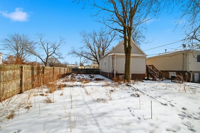 12356 S Green Street, Calumet Park, IL 60827