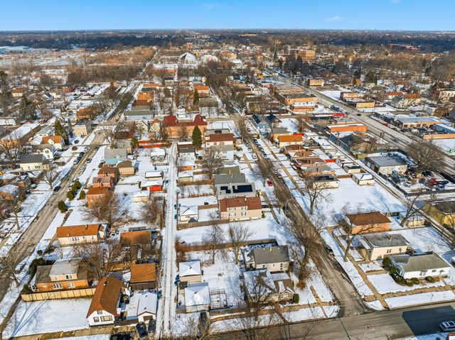 12356 S Green Street, Calumet Park, IL 60827