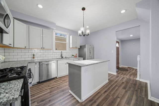 12356 S Green Street, Calumet Park, IL 60827