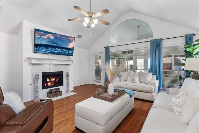 6725 Woodcrest Lane, Sachse, TX 75048