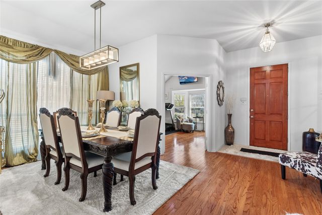 6725 Woodcrest Lane, Sachse, TX 75048