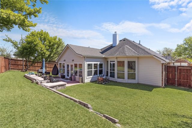 6725 Woodcrest Lane, Sachse, TX 75048