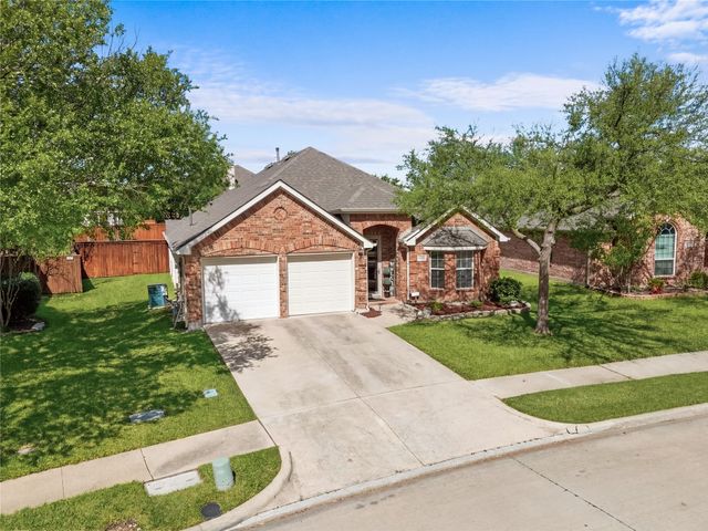 6725 Woodcrest Lane, Sachse, TX 75048