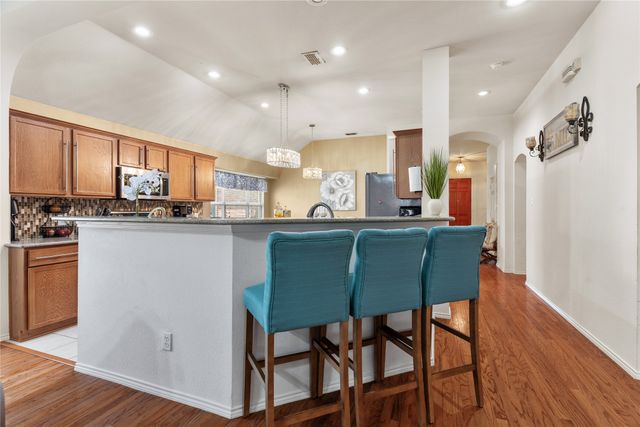 6725 Woodcrest Lane, Sachse, TX 75048