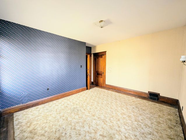 955 Adair Avenue, Zanesville, OH 43701