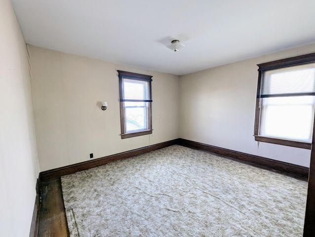 955 Adair Avenue, Zanesville, OH 43701