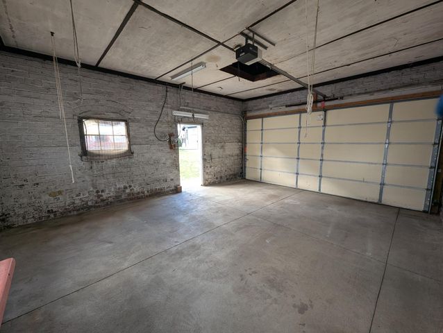 955 Adair Avenue, Zanesville, OH 43701