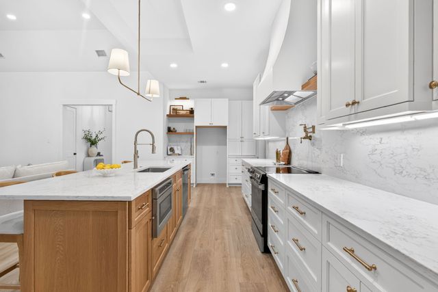 8008 Ben Day Murrin Road N, Fort Worth, TX 76126