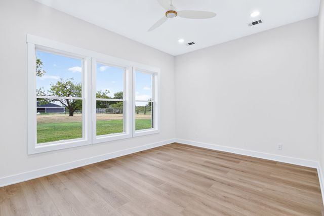 8008 Ben Day Murrin Road N, Fort Worth, TX 76126