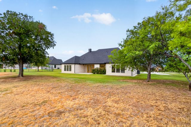 8008 Ben Day Murrin Road N, Fort Worth, TX 76126