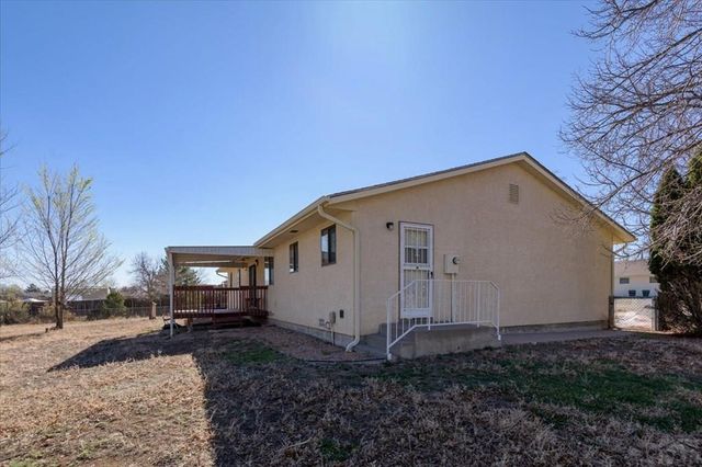 429 E Maher Dr, Pueblo West, CO 81007
