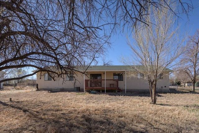 429 E Maher Dr, Pueblo West, CO 81007