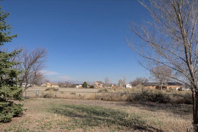 429 E Maher Dr, Pueblo West, CO 81007