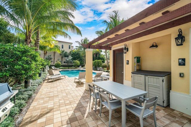 3770 County Line Road A2, Tequesta, FL 33469