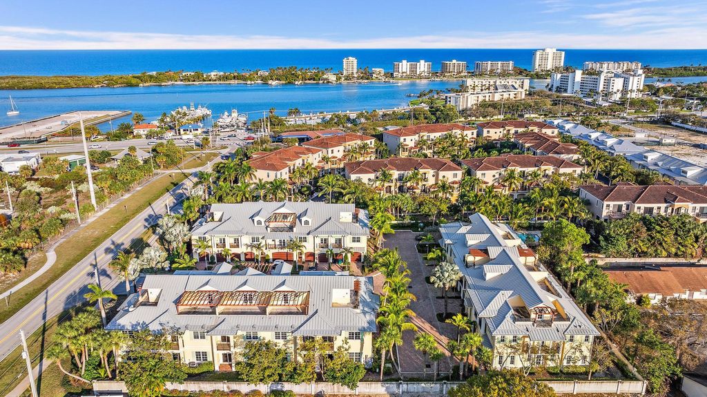 3770 County Line Road A2, Tequesta, FL 33469