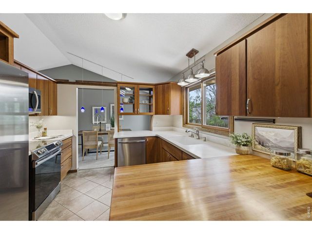 2949 Silverwood Dr, Fort Collins, CO 80525