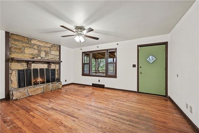 5015 N Chelsea Avenue, Kansas City, MO 64119