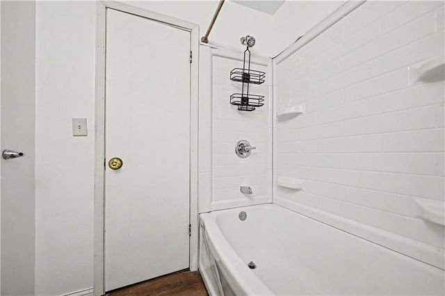 5015 N Chelsea Avenue, Kansas City, MO 64119