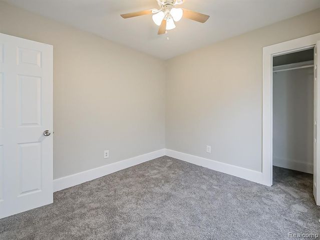 245 S Edith Street, Pontiac, MI 48342