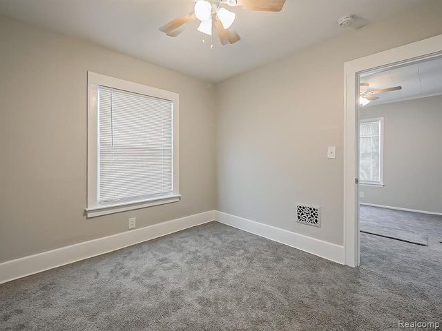 245 S Edith Street, Pontiac, MI 48342