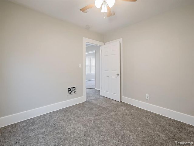 245 S Edith Street, Pontiac, MI 48342