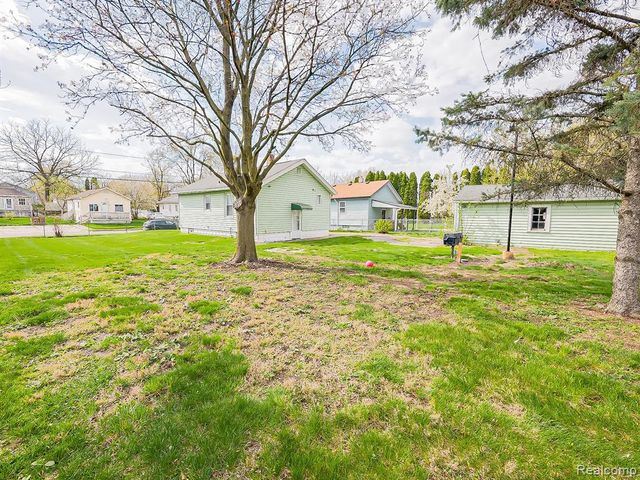 245 S Edith Street, Pontiac, MI 48342
