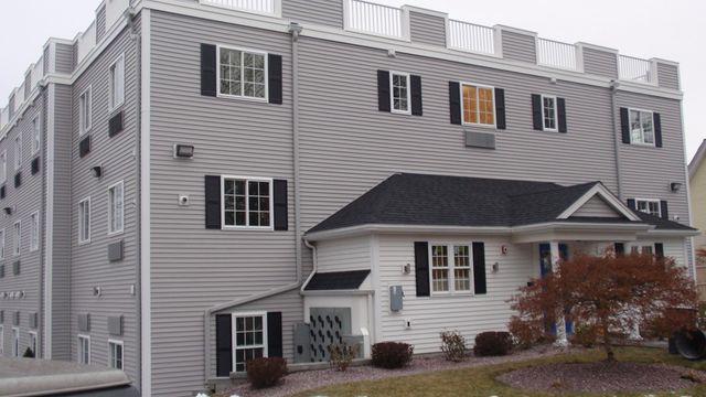 20 West Rosseter St 16, Brockton, MA 02301