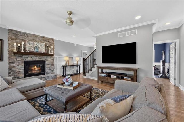 1357 Brandywine Road, Lee's Summit, MO 64064