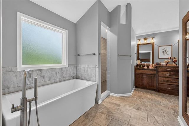 1357 Brandywine Road, Lee's Summit, MO 64064