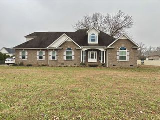 244 Lexington Cir, Manchester, TN 37355