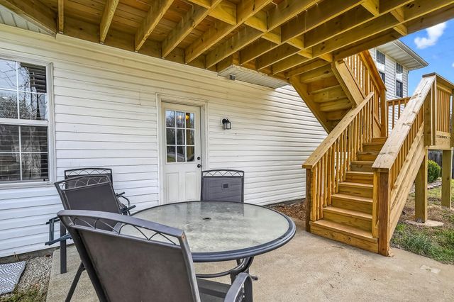 831 Pershing Street, Willard, MO 65781