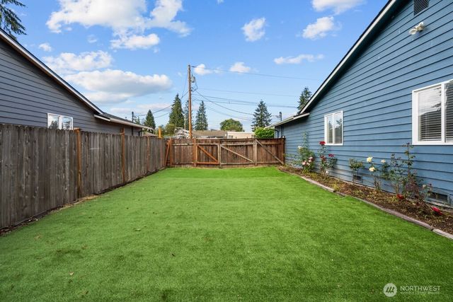 622 Northern Way, Everett, WA 98204
