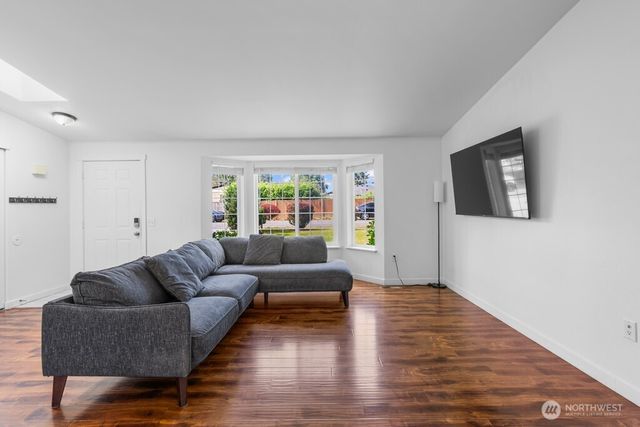 622 Northern Way, Everett, WA 98204