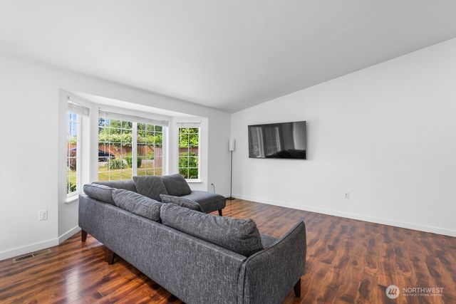 622 Northern Way, Everett, WA 98204