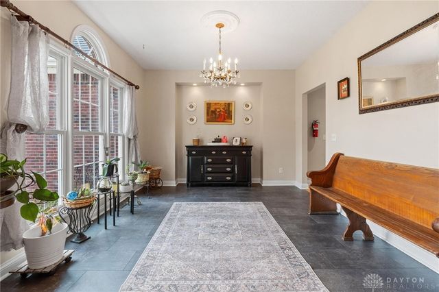 4676 Sullivan Road, Springfield, OH 45502