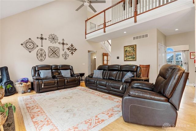 4676 Sullivan Road, Springfield, OH 45502