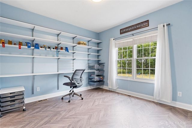 4676 Sullivan Road, Springfield, OH 45502