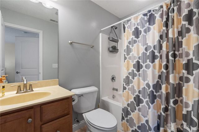 4676 Sullivan Road, Springfield, OH 45502