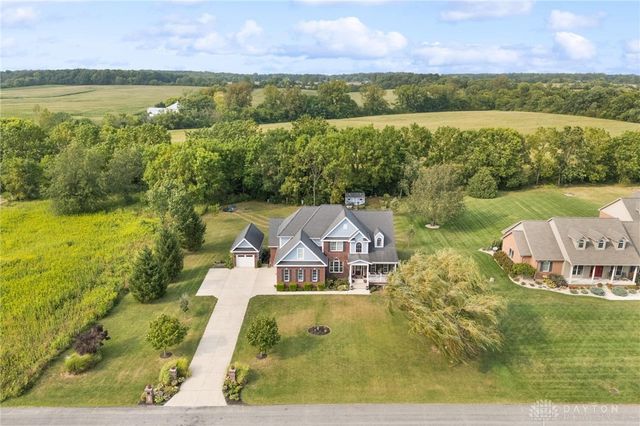 4676 Sullivan Road, Springfield, OH 45502