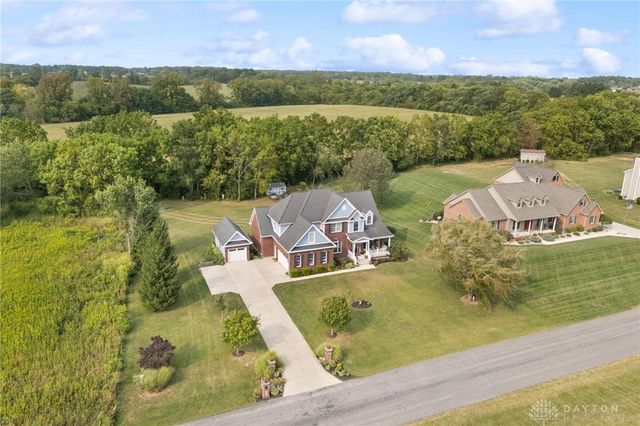 4676 Sullivan Road, Springfield, OH 45502