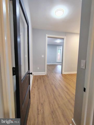 230 S MARKET ST, Frederick, MD 21701