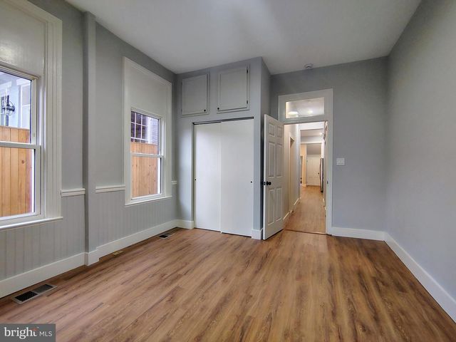 230 S MARKET ST, Frederick, MD 21701