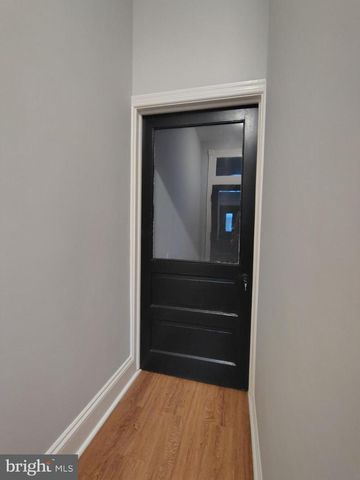 230 S MARKET ST, Frederick, MD 21701