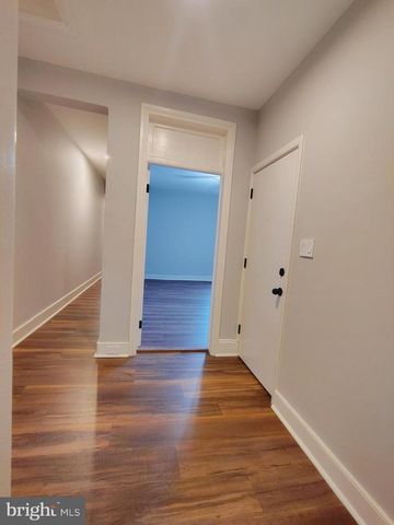 230 S MARKET ST, Frederick, MD 21701