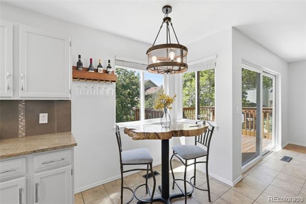 Image 17 of property listing at 9339 Waterford Court, Highlands Ranch, CO 80130
