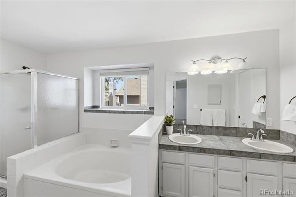 Image 23 of property listing at 9339 Waterford Court, Highlands Ranch, CO 80130