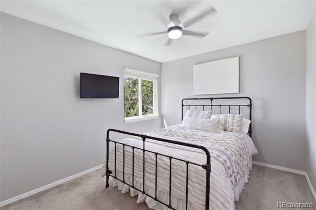 Image 25 of property listing at 9339 Waterford Court, Highlands Ranch, CO 80130