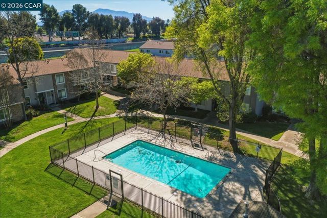 3825 Northwood Dr A, Concord, CA 94520